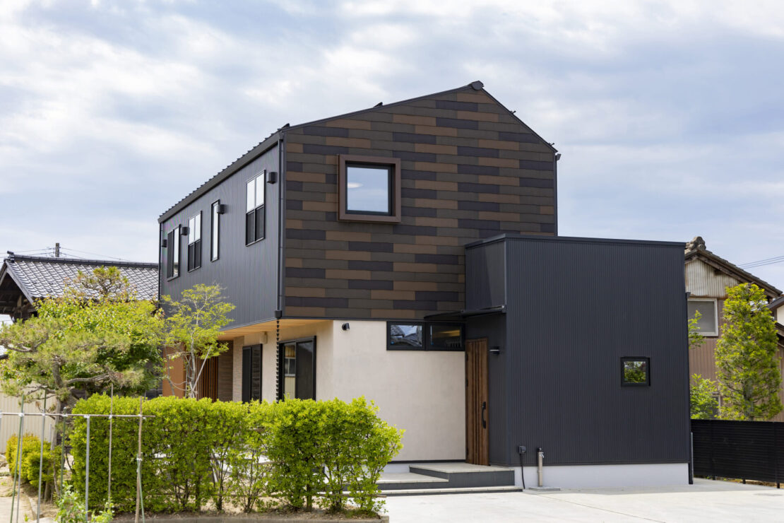 現在の画像に代替テキストがありません。ファイル名: 22_0603_shin_005.jpg